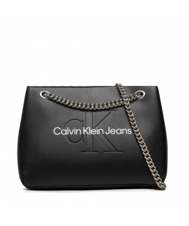 Sac à main noir en simili cuir en métal argenté. Logo Calvin Klein sur le devant. K60K609584 FIESTA CONCEPT STORE