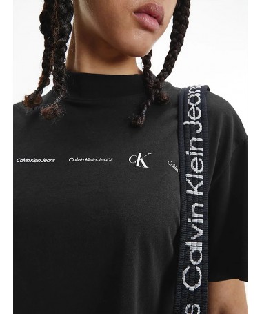 T shirt relaxed pour femme de marque Calvin Klein avec logo. J20J217709 FIESTA CONCEPT STORE