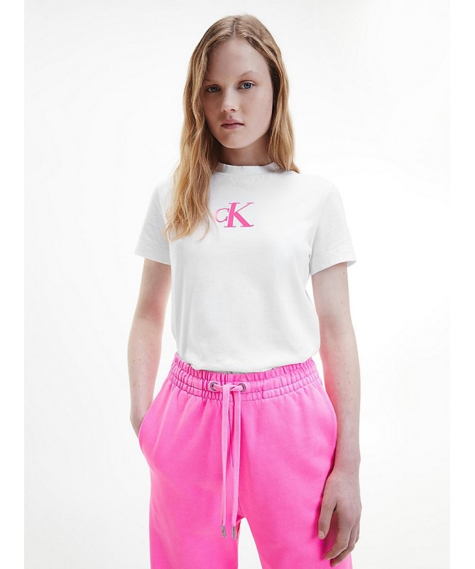 Tee shirt classique Calvin Klein pour femme avec Monogramme sur le devant. J20J219682 FIESTA CONCEPT STORE